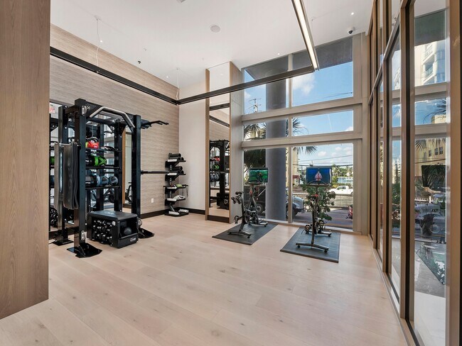 Building Photo - 153 Seabreeze Blvd