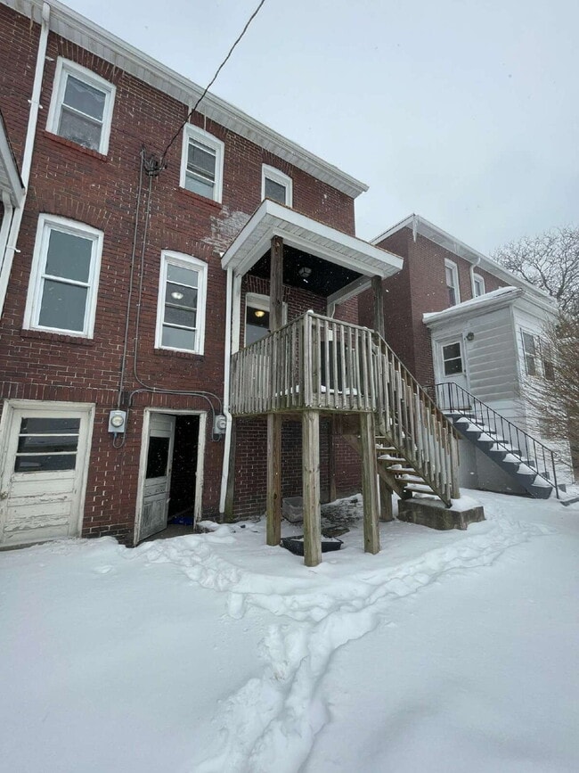 Building Photo - Cozy 3-Bedroom in Greensburg – Walk to Shopping & Dining!