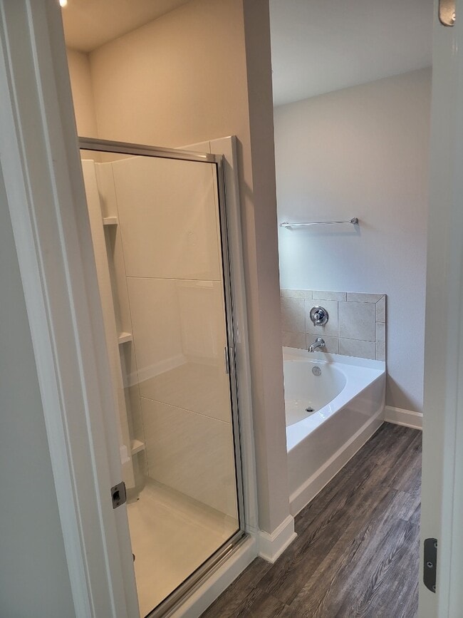 Building Photo - 7224 Lillie Dr