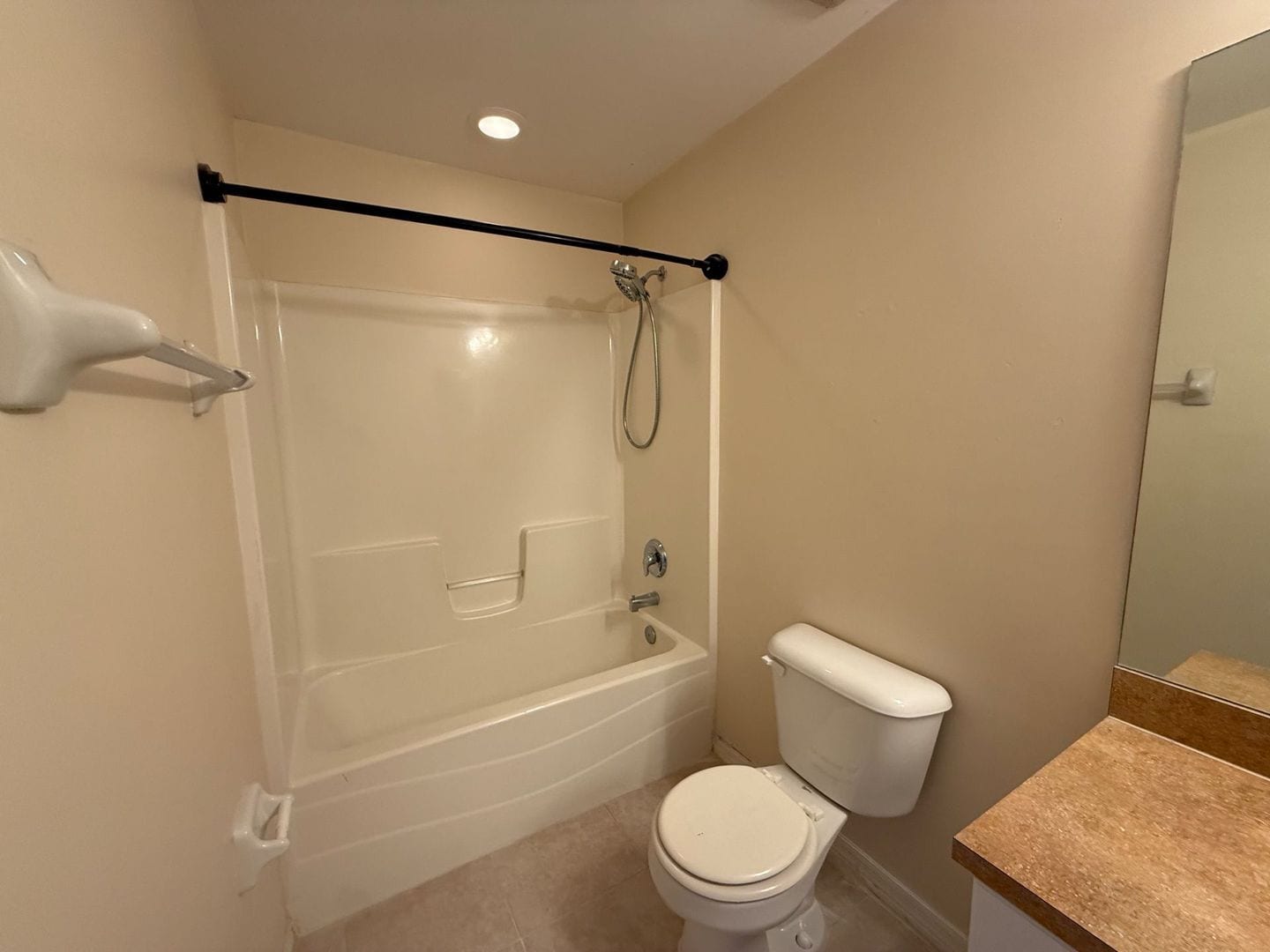 Building Photo - HALF OFF FIRST MONTH!!!! 3/2 Single Family Home!!!!