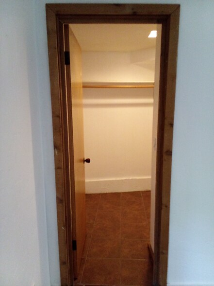 Building Photo - 28831 Shady Ln