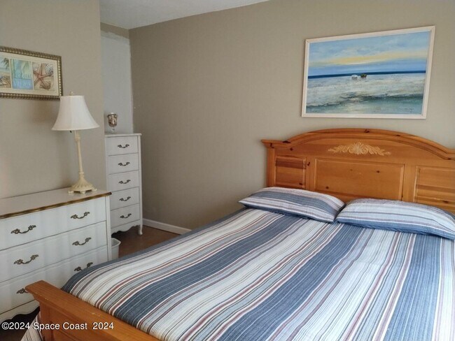 Building Photo - 311 Taylor Ave