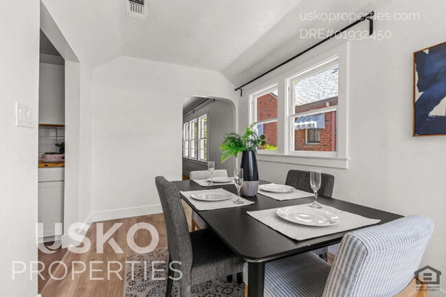 Building Photo - "Charming 4-Bed Retreat in the Heart of Sacramento - 1407 Sq Ft of Comfort!"