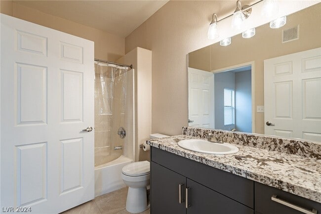 Building Photo - 8250 N Grand Canyon Dr