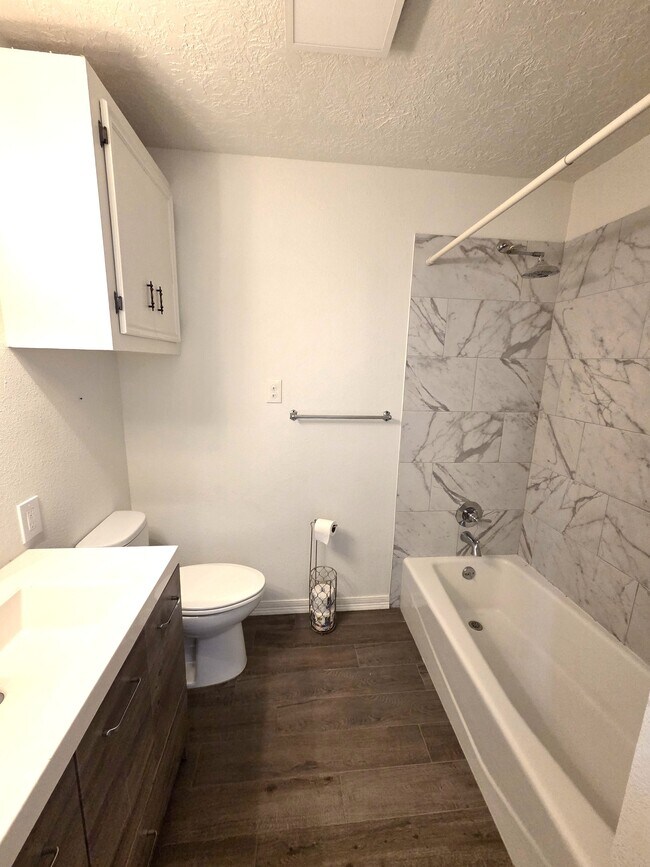 Building Photo - 3360 US-69