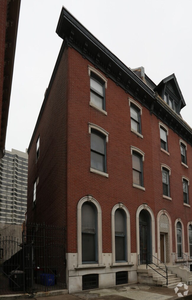 Building Photo - 2004 Spring Garden St