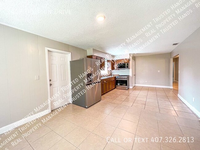 Building Photo - 1417 Dolphin Dr