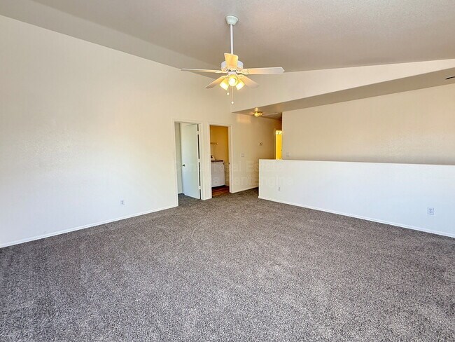 Building Photo - 10306 E Delta Ave