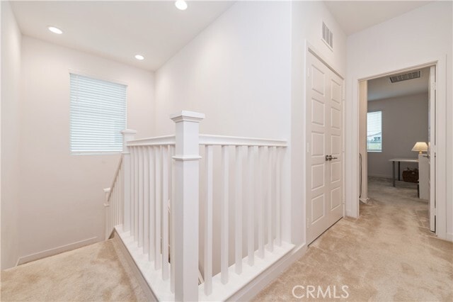 Building Photo - 2261 Horseback Rd