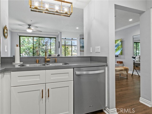 Building Photo - 210 Lille Ln