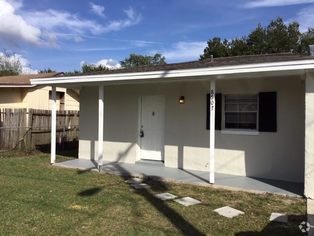 Building Photo - 8607 N Orangeview Ave