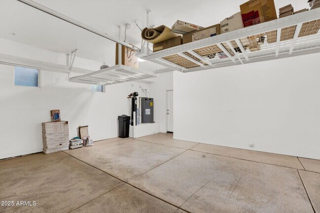 Building Photo - 1414 W Coral Reef Dr