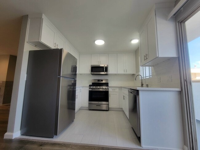 Building Photo - Corral Vista LLC