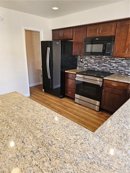 Building Photo - 11812 Amethyst Ct