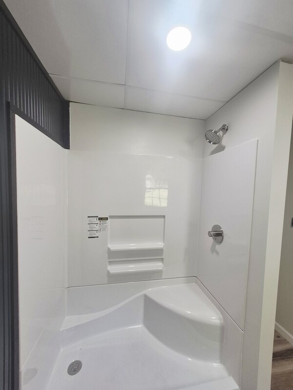 Building Photo - 200 Wellview Dr