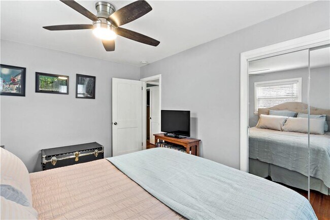 Building Photo - 3 Paul Ave