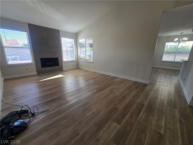 Building Photo - 6413 Sterling Springs Pkwy