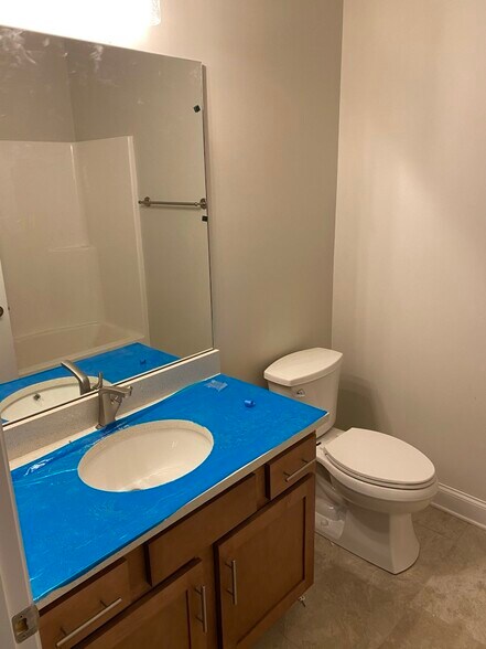 Building Photo - 711 Ewing Blvd