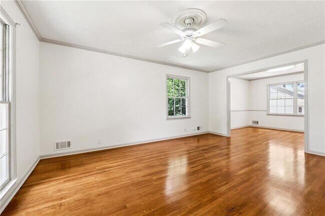Building Photo - 2373 Wood Creek Ct