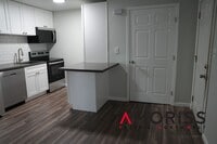 Building Photo - 308 Park Ave