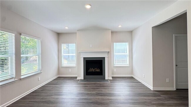 Building Photo - 30 Bur Oak Blvd