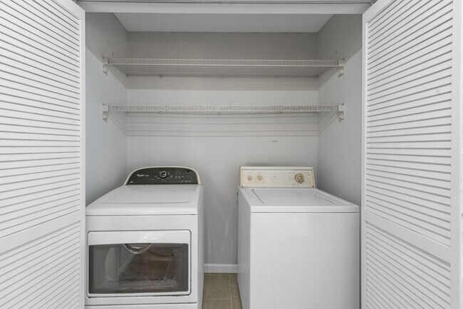 Building Photo - 4322 Palmer Plantation Dr