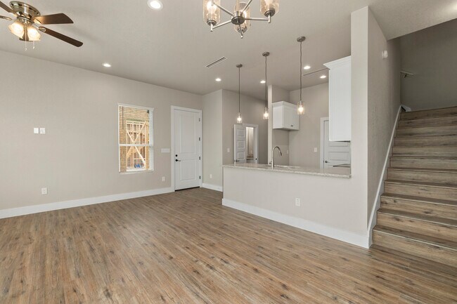 Building Photo - 119 Ave Ventana