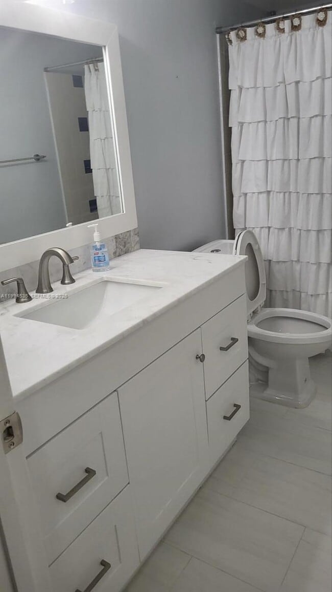 Building Photo - 4270 NW 89th Ave