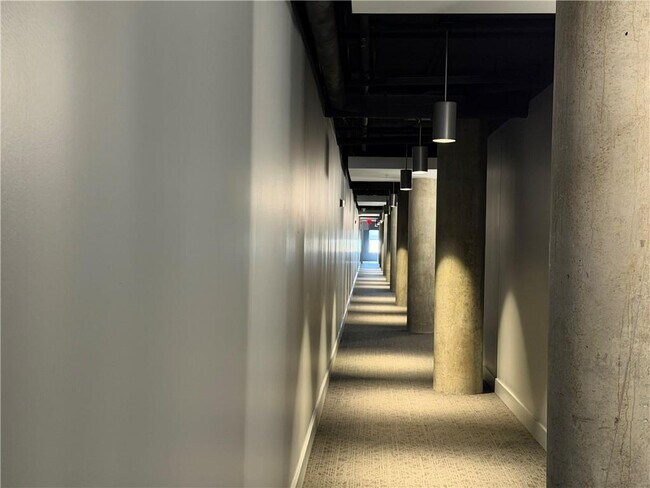 Building Photo - 845 Spring St NW