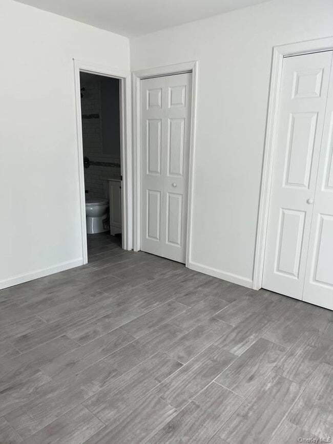 Building Photo - 19 Sierra Ct