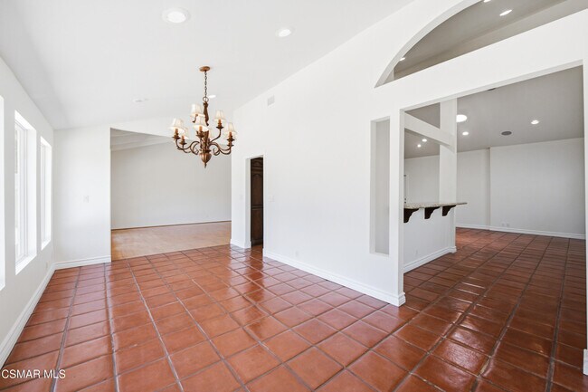 Building Photo - 1090 Elfstone Ct