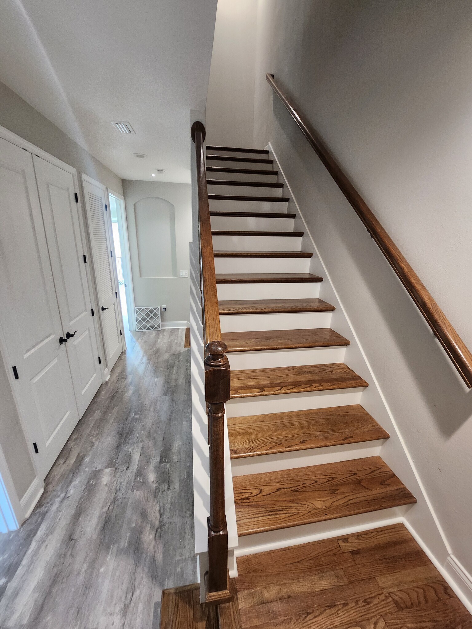 Building Photo - 4114 N Nebraska Ave