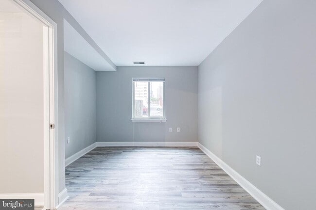 Building Photo - 2 Bed/2 Bath Patio Level Condo in Otterbei...