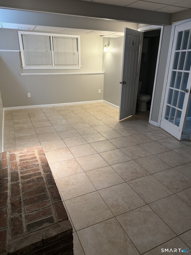 Building Photo - 65 Hitchcock Dr