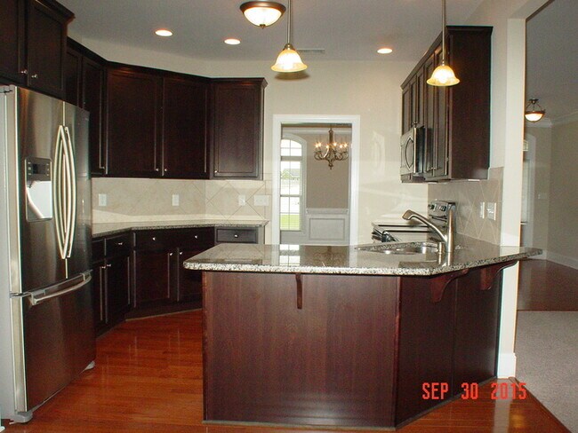 Building Photo - 124 Hurdle Ln