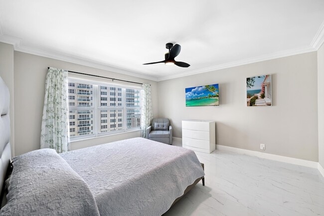 Building Photo - 3850 Galt Ocean Dr