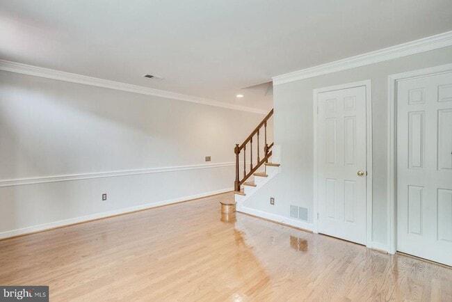 Building Photo - 808 Bashford Ln