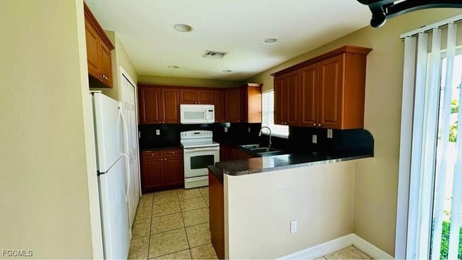 Building Photo - 18374 Columbine Rd