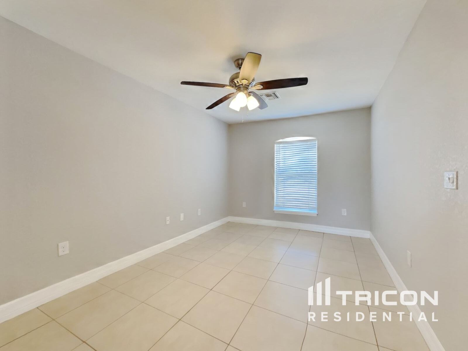 Building Photo - 104 Colorado Cir