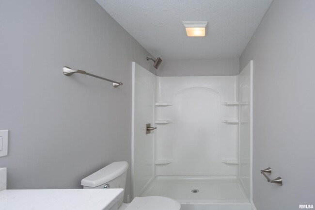 Building Photo - 5120 Pandit Dr