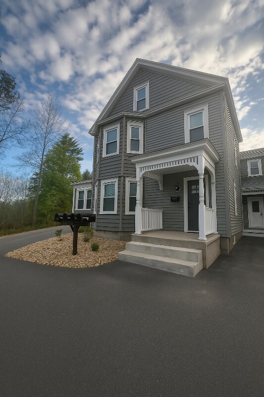 Building Photo - 67 Rockingham Rd