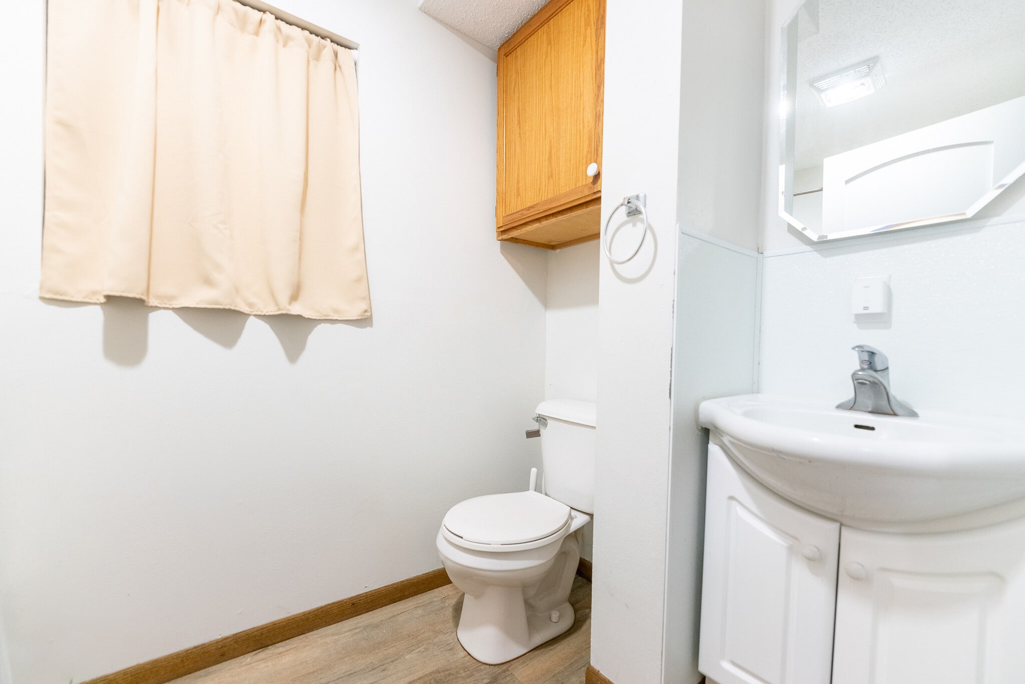 Main floor bathroom. - 515 2nd St W