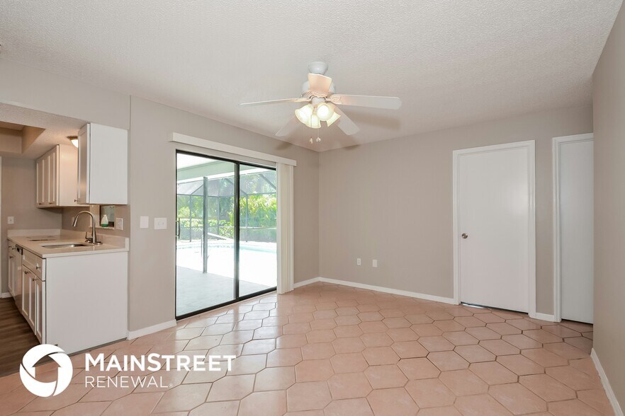 Building Photo - 5864 Pauma Ct