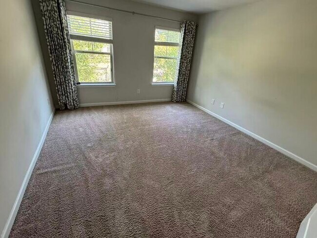 Building Photo - 5575 Warmstone Ln