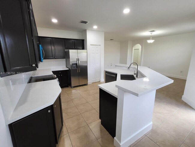 Building Photo - 11729 SW 236th St