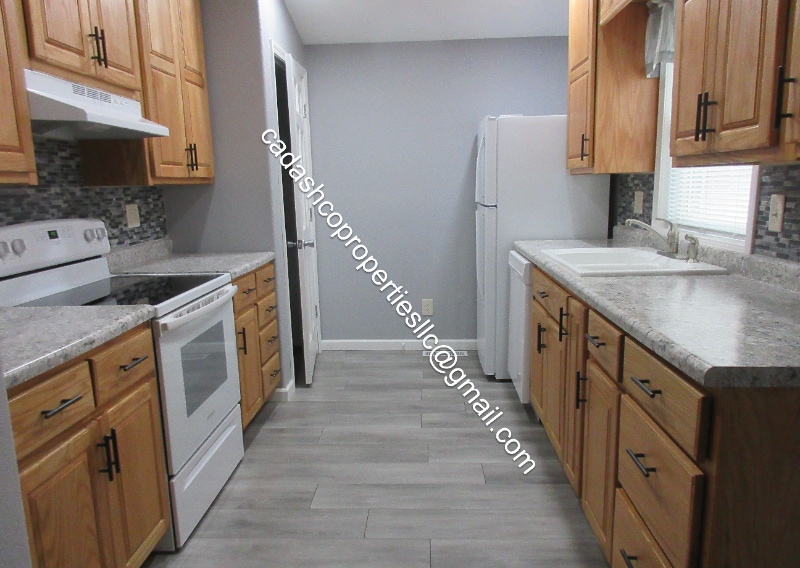 Primary Photo - 203 W Wayne St