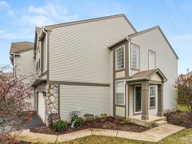 Building Photo - 3166 Bromley Ln