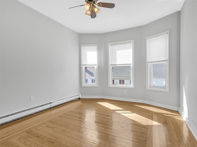 Building Photo - 36 Telegraph St