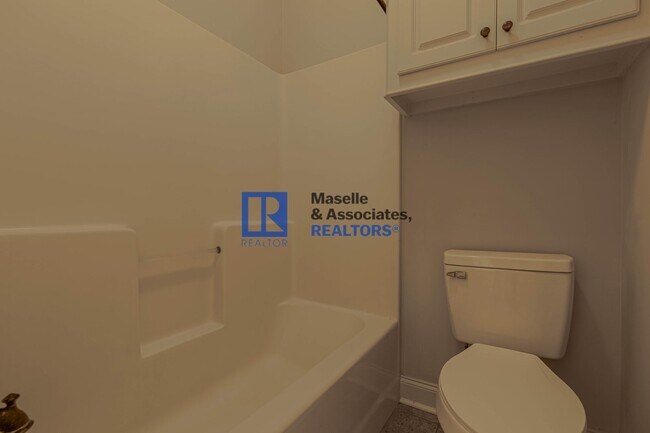 Building Photo - 6 MONTH LEASE OPTION!!! 4 Bed/2 Bath Home ...