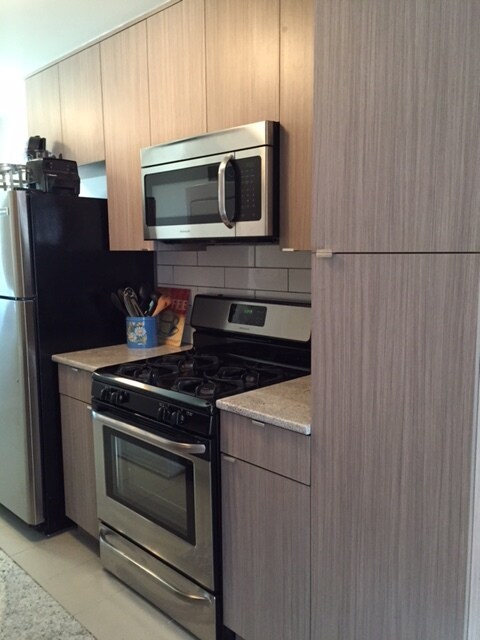 Building Photo - Washington Street